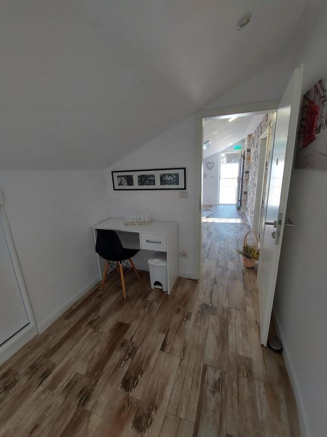 Kevin&Jessica Rooms Giarmata Εξωτερικό φωτογραφία